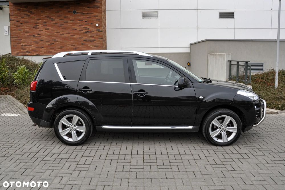 Peugeot 4007 - 5