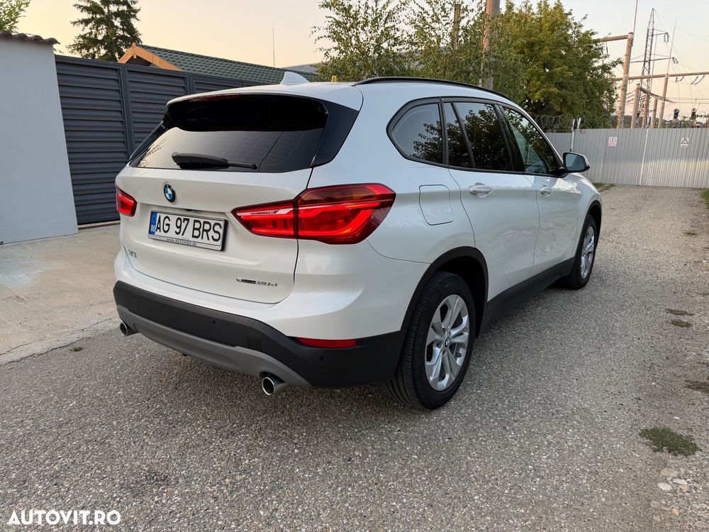 BMW X1 sDrive20d AT - 4