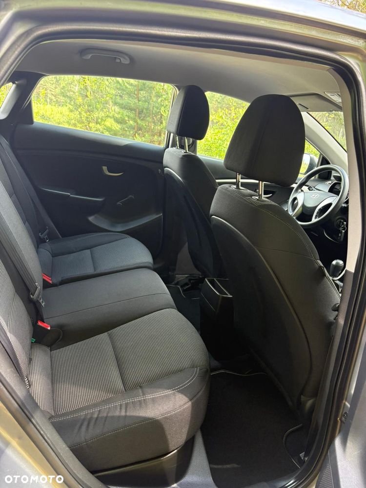 Hyundai i30 1.4 CRDi Intro Edition - 11