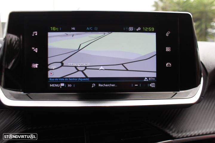 Peugeot e-208 Style - 20