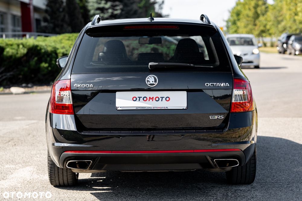 Skoda Octavia 2.0 TSI (Green tec) DSG RS - 14