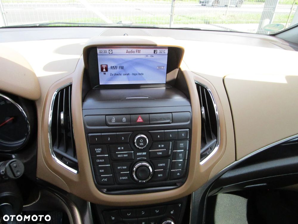 Opel Zafira Tourer 1.4 Turbo Innovation - 32