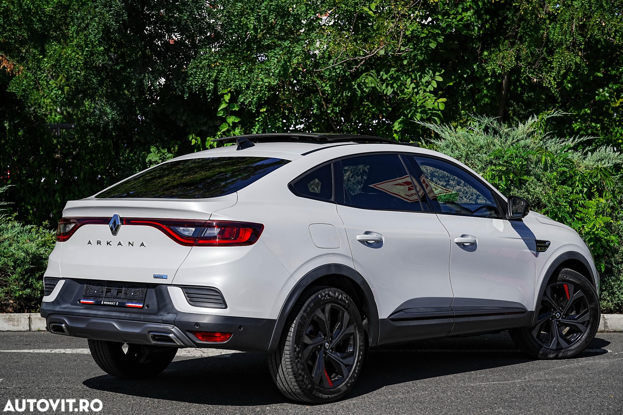 Renault Arkana E-TECH 145 R.S.LINE - 23