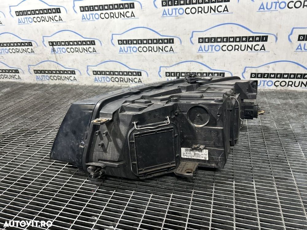 Far Dreapta AUDI Q5 2008 - 2015 SUV 4 Usi (1222) Fara xenon - 2