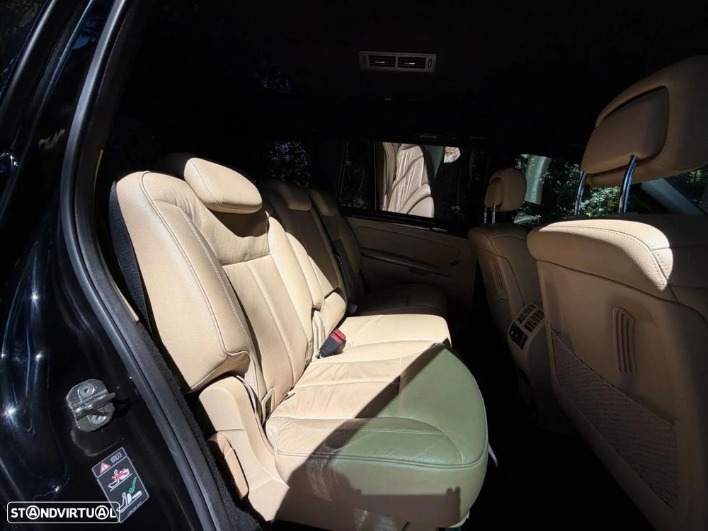 Mercedes-Benz GL 350 CDI BlueEfficiency - 12