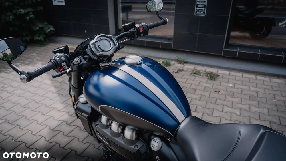Triumph Rocket - 2