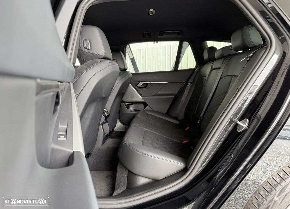 BMW 530 e Pack Desportivo M - 12