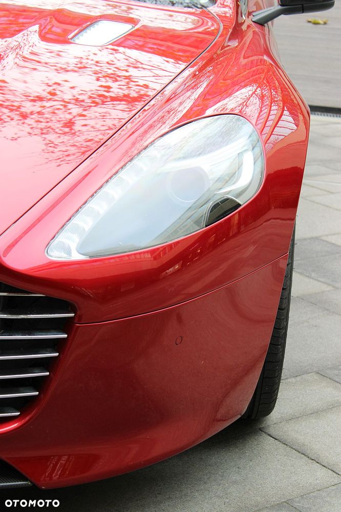 Aston Martin Rapide S - 4