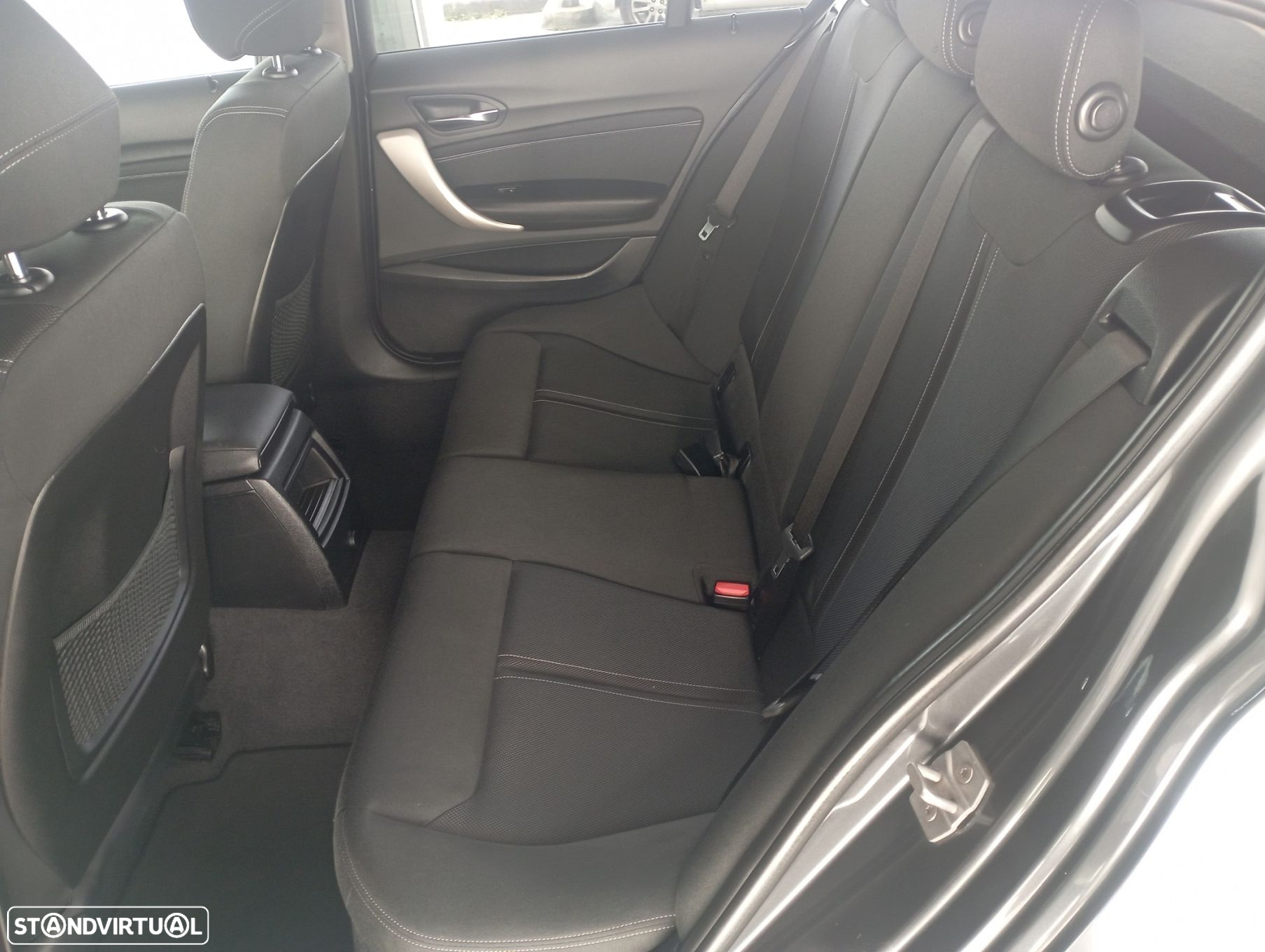 BMW 116 d Advantage Auto - 10