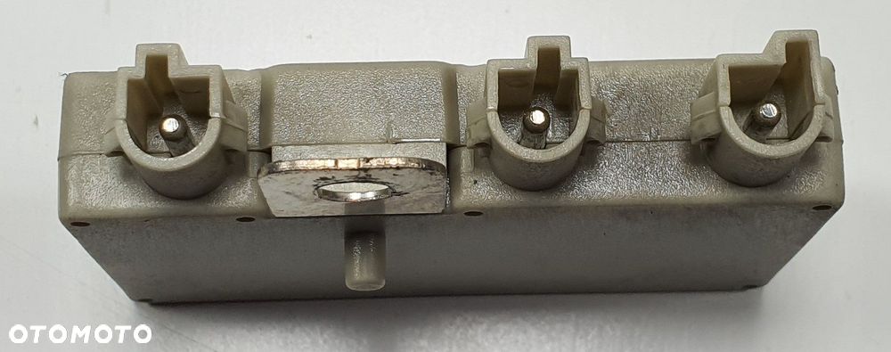 WZMACNIACZ ANTENY BMW 7 E65 8368205 - 2