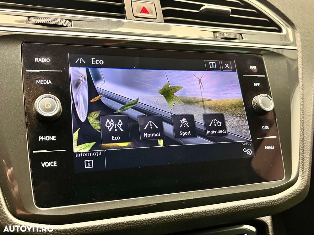 Volkswagen Tiguan - 25