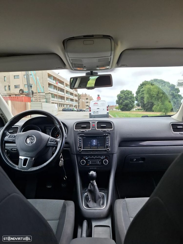 VW Golf Variant 1.6 TDi Confortline - 8