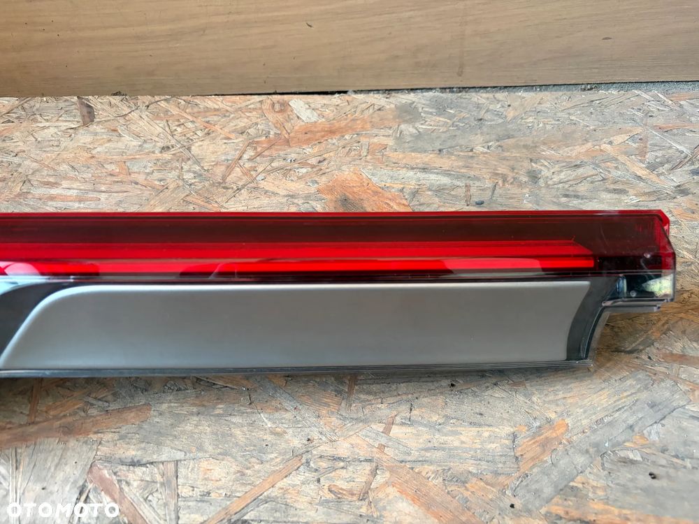 Lampy tylne prawa lewa w klapę LED HONDA HR-V III 21- 226-622BH - 4