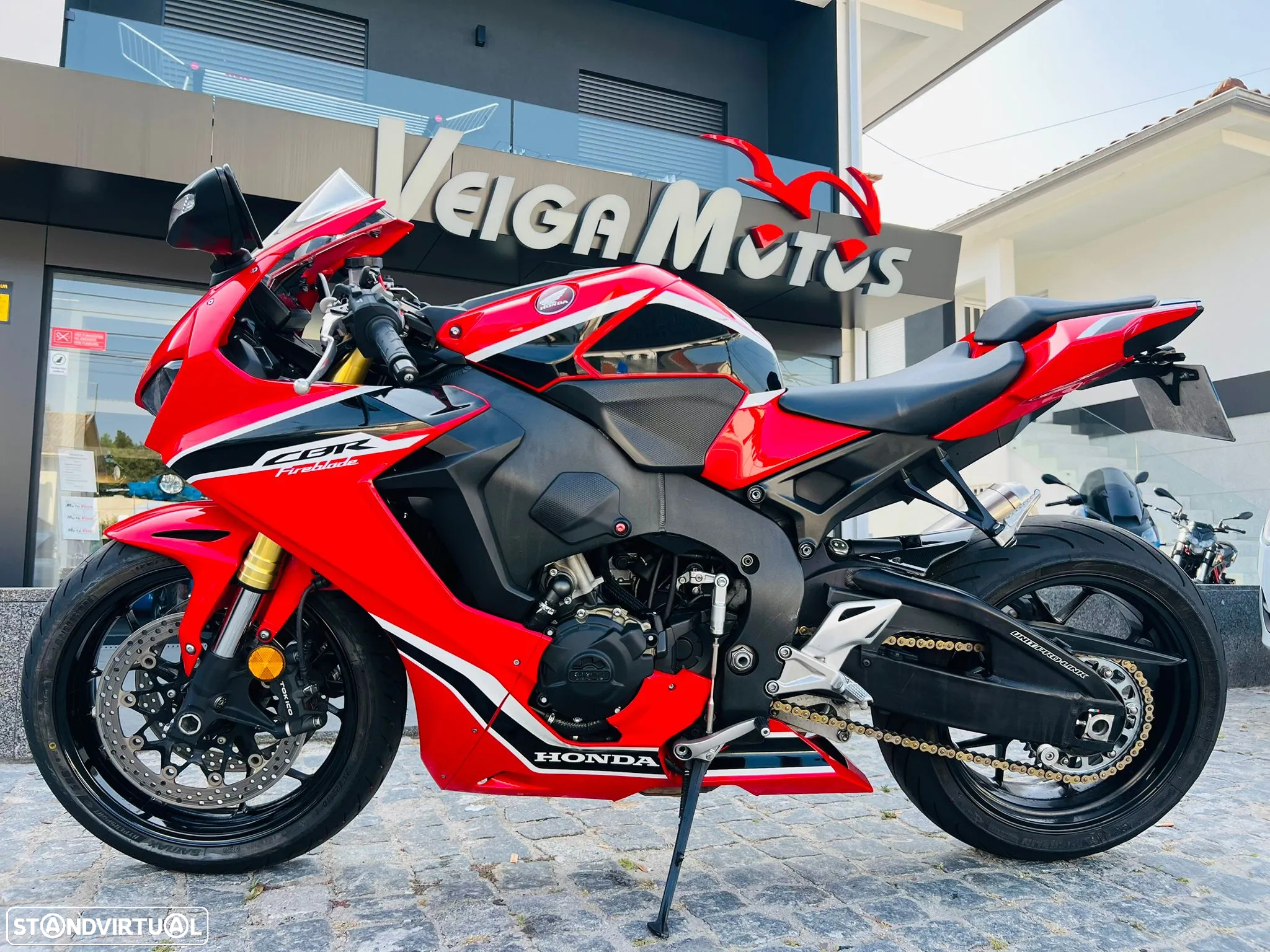 Honda CBR 1000 Fireblade 25th aniversario - 2