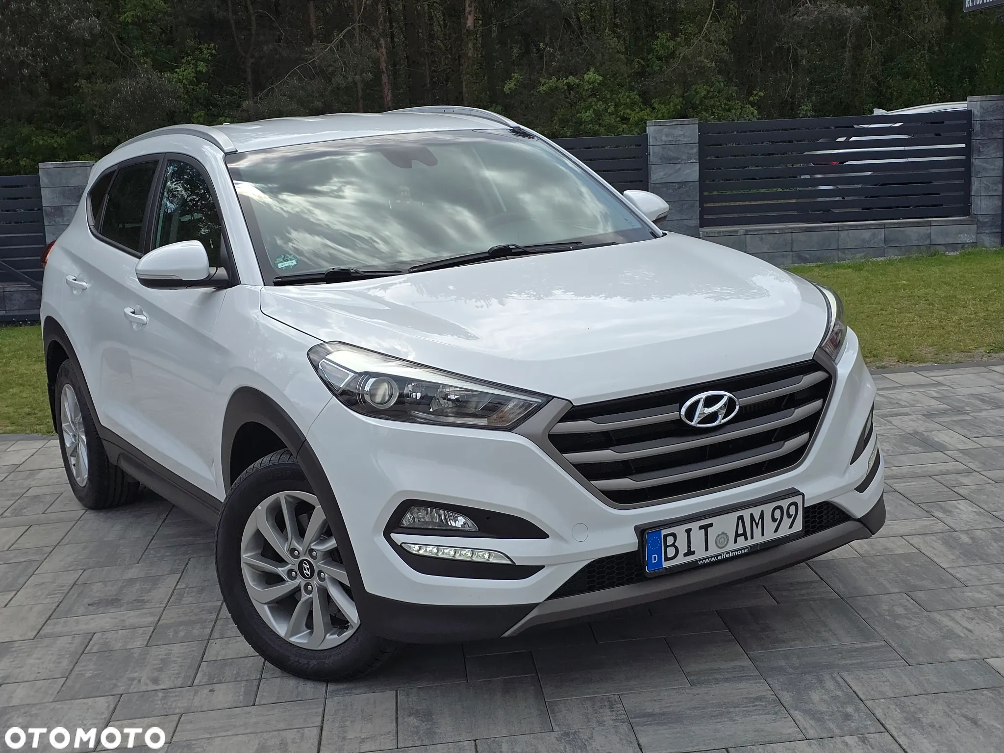 Hyundai Tucson 1.7 CRDI BlueDrive Style 2WD - 8