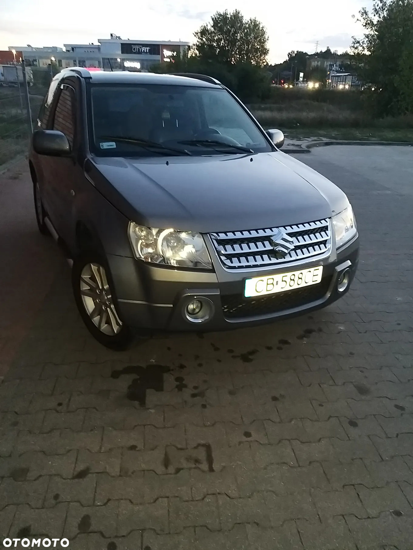 Suzuki Grand Vitara 1.6 - 7