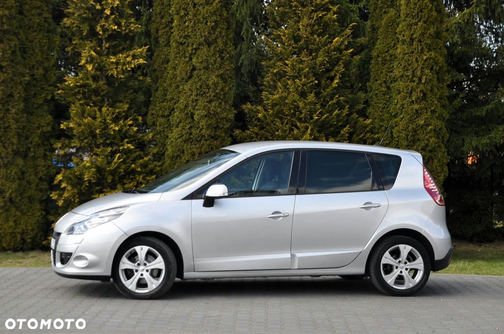 Renault Scenic 2.0 16V 140 CVT Luxe - 8