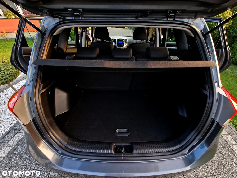 Hyundai ix20 1.4 Comfort - 16