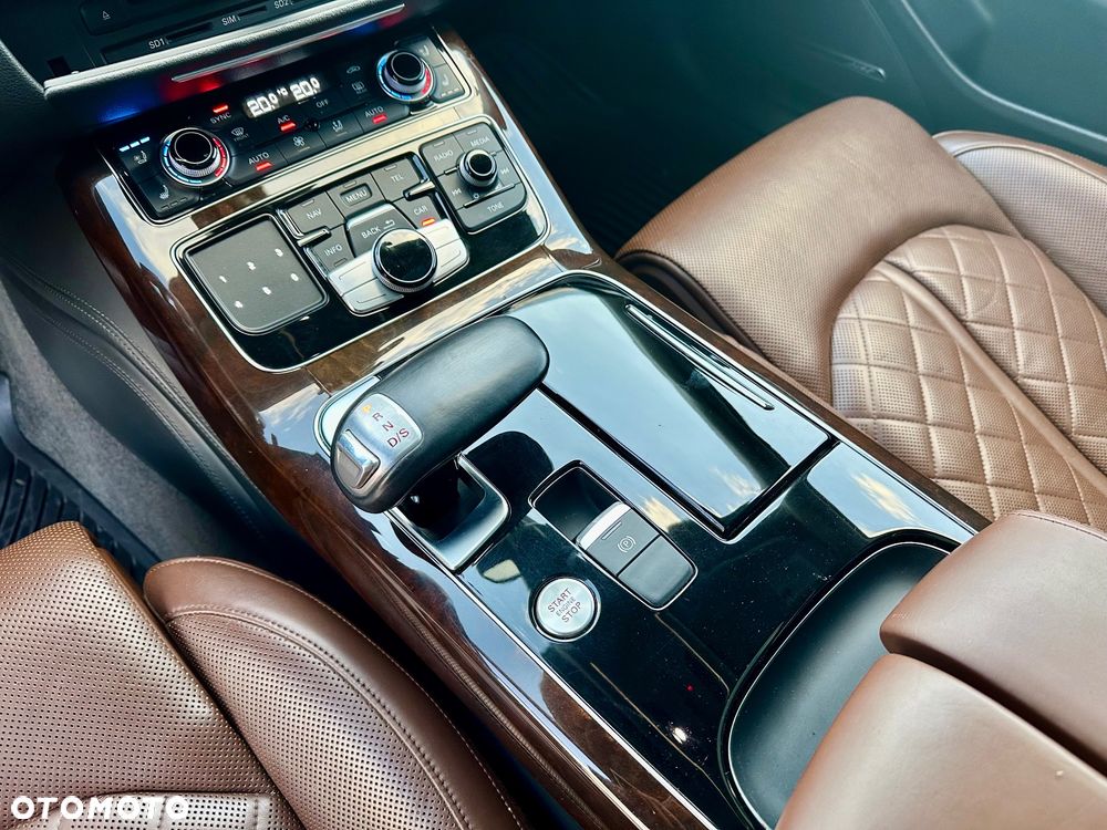 Audi A8 L 55 TFSI quattro tiptronic - 22