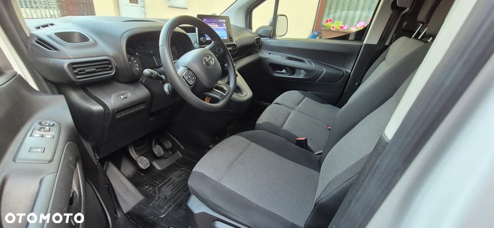 Toyota proace city - 11