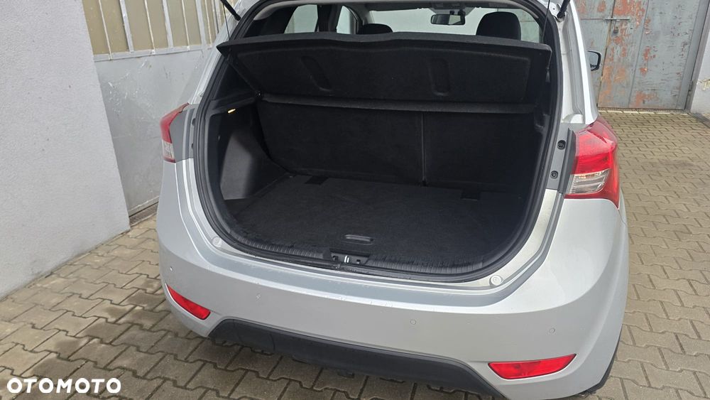 Hyundai ix20 1.4 CRDi Trend - 22