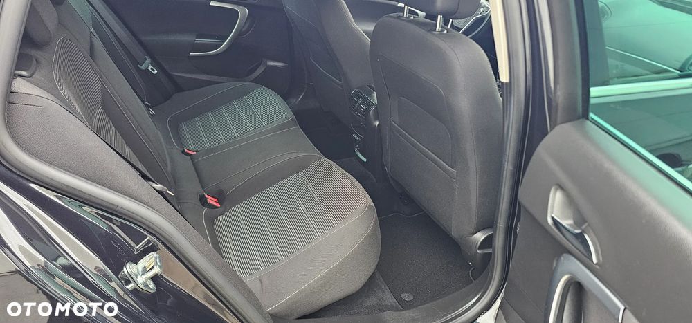 Opel Insignia - 11