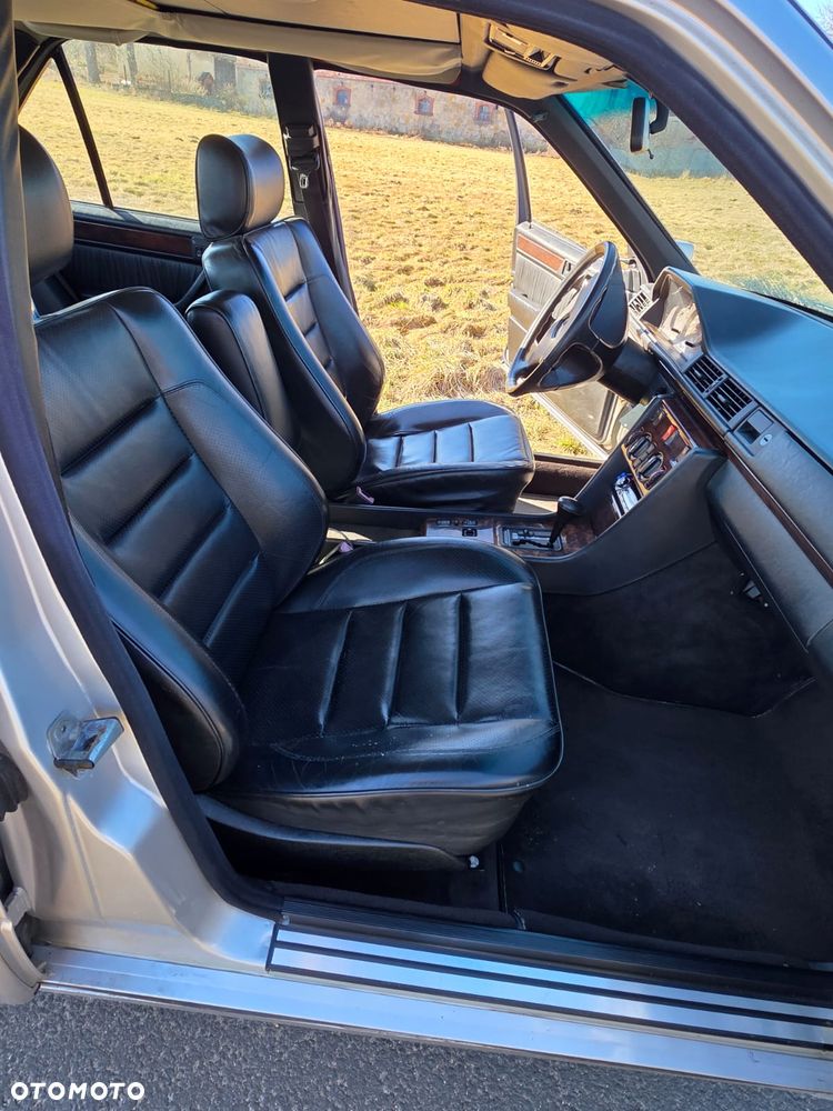 Mercedes-Benz W124 (1984-1993) - 26
