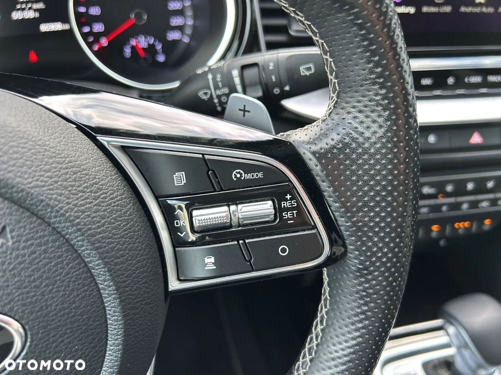 Kia ProCeed 1.4 T-GDI GT Line DCT - 24