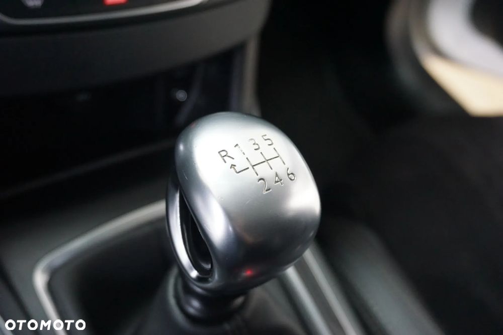 Peugeot 308 BlueHDi FAP 120 Stop&Start Style - 33