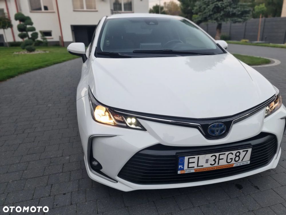 Toyota Corolla 1.8 Hybrid Comfort - 13