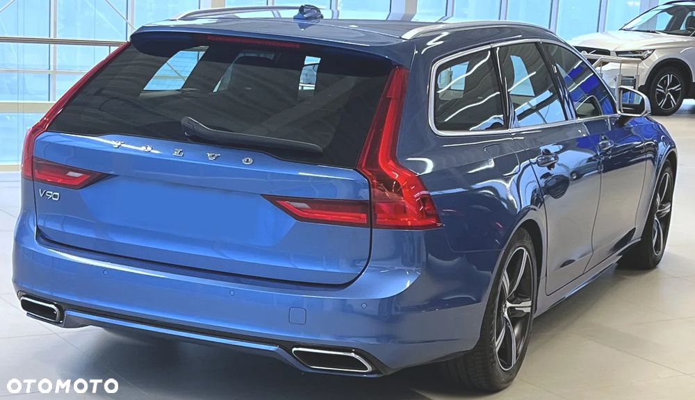 Volvo V90 - 2