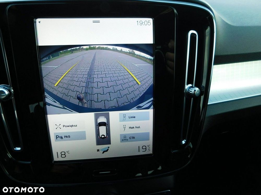Volvo XC 40 T5 Plug-In Hybrid Momentum Pro - 20