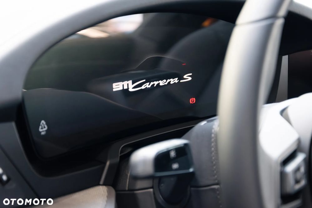 Porsche 911 Carrera S - 26