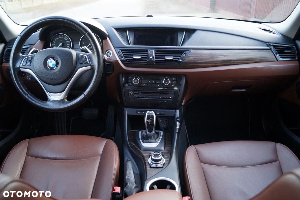 BMW X1 xDrive25d xLine - 26