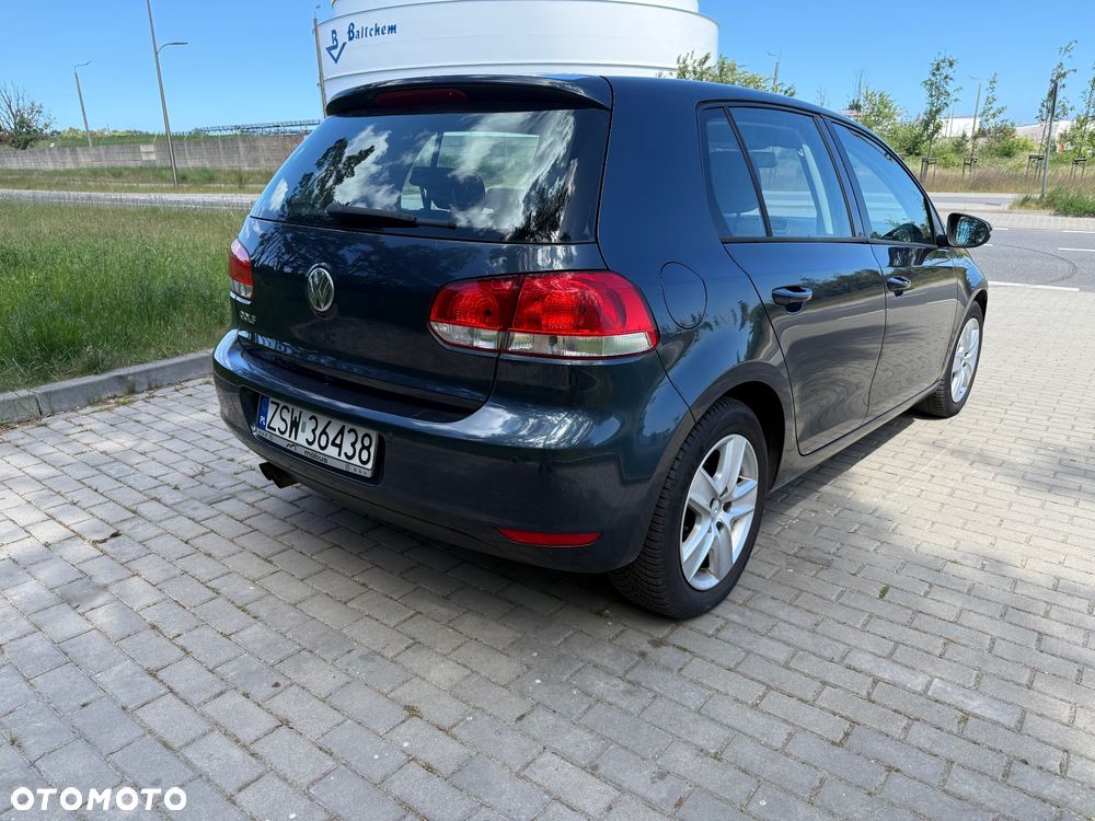 Volkswagen Golf 1.4 TSI Comfortline DSG - 5