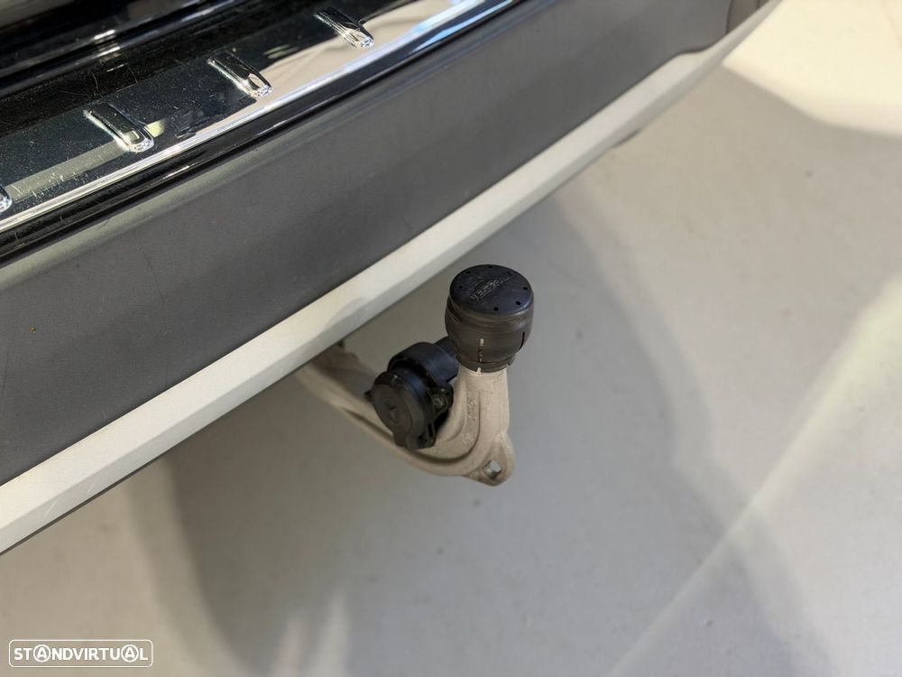 Mercedes-Benz GLA 250 e Progressive - 23