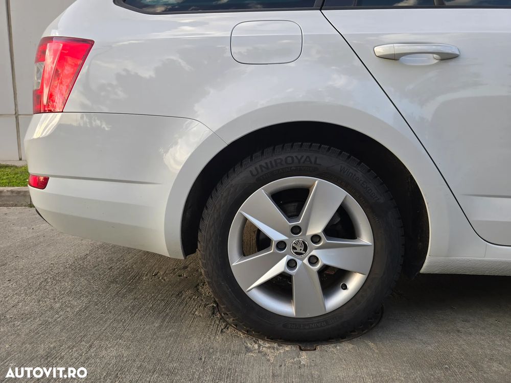 Skoda Octavia 2.0 TDI DSG Ambition - 20