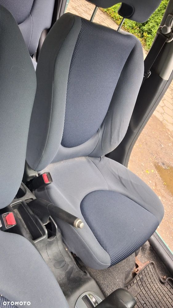 Na części Honda Jazz II Silnik 1.3 83KM L13A1 lakier G506M skrzynia automatyczna CVT maska zderzak drzwi klapa szyba fotel kanapa lusterko lampa deska GWARANCJA !!! Przód Tył Zestaw Komplet Drzwi Klapa Zderzak Błotnik Maska Grill Atrapa Szyba Pas Lampa Lusterko Boczki Fotel Kanapa Kokpit Deska Rozdzielcza Przełącznik Włącznik Sterownik Przewody Wiązka Instalacja Moduł Komputer Czujnik Listwa Pompa Alternator Wtryski Głowica Rozrusznik Kompresor Sprzęgło Dwumas Silnik Skrzynia ABS Klimatyzacji Paliwa Wspomagania Kolektor Turbina Przepustnica Zawór Chłodnica Koło Hak Belka Sanki Zawieszenie Mcpherson Półoś Amortyzator Wydech Tłumik Zacisk - 11