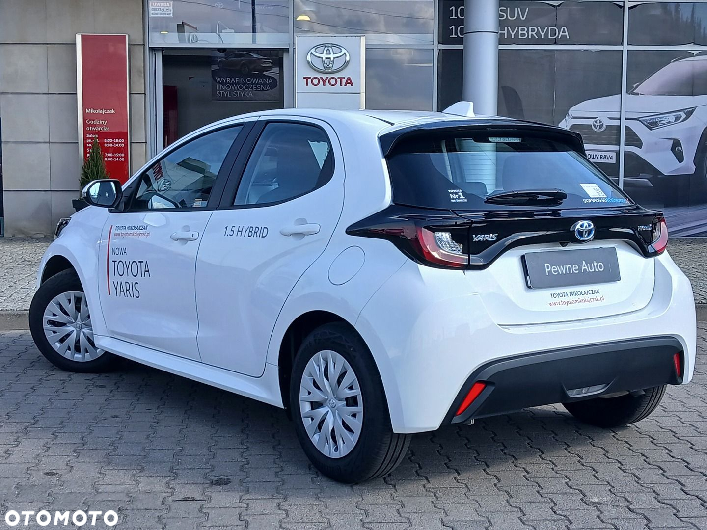 Toyota Yaris - 4