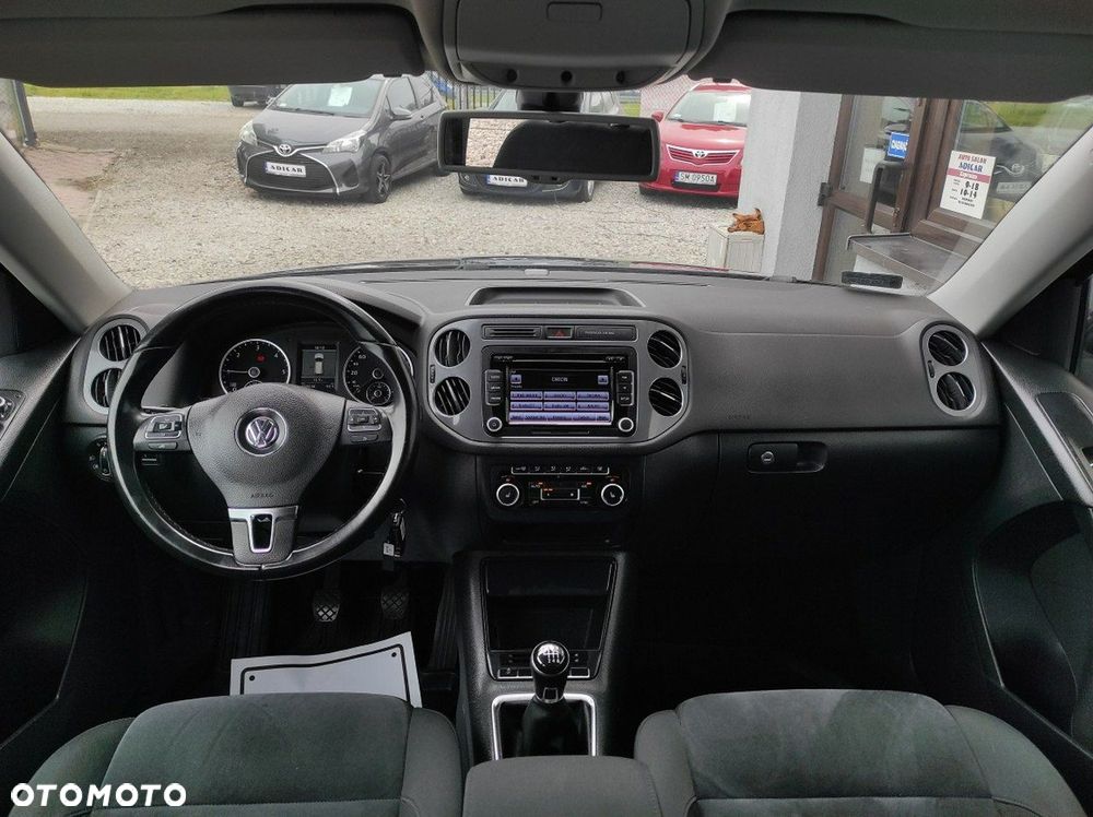 Volkswagen Tiguan - 12