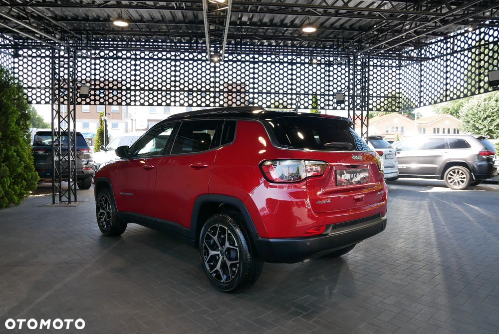 Jeep Compass - 4
