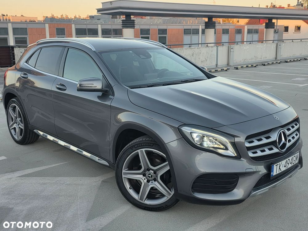 Mercedes-Benz GLA 200 7G-DCT AMG Line - 7