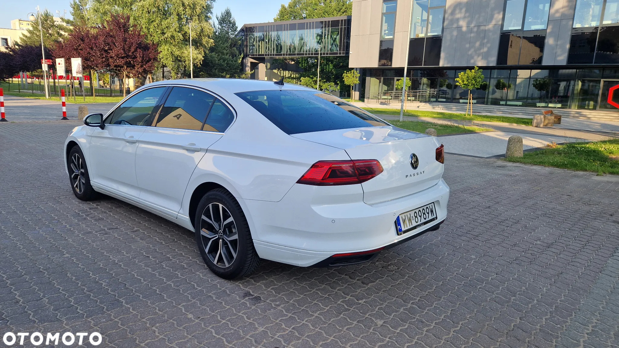 Volkswagen Passat 2.0 TDI EVO Elegance DSG - 4