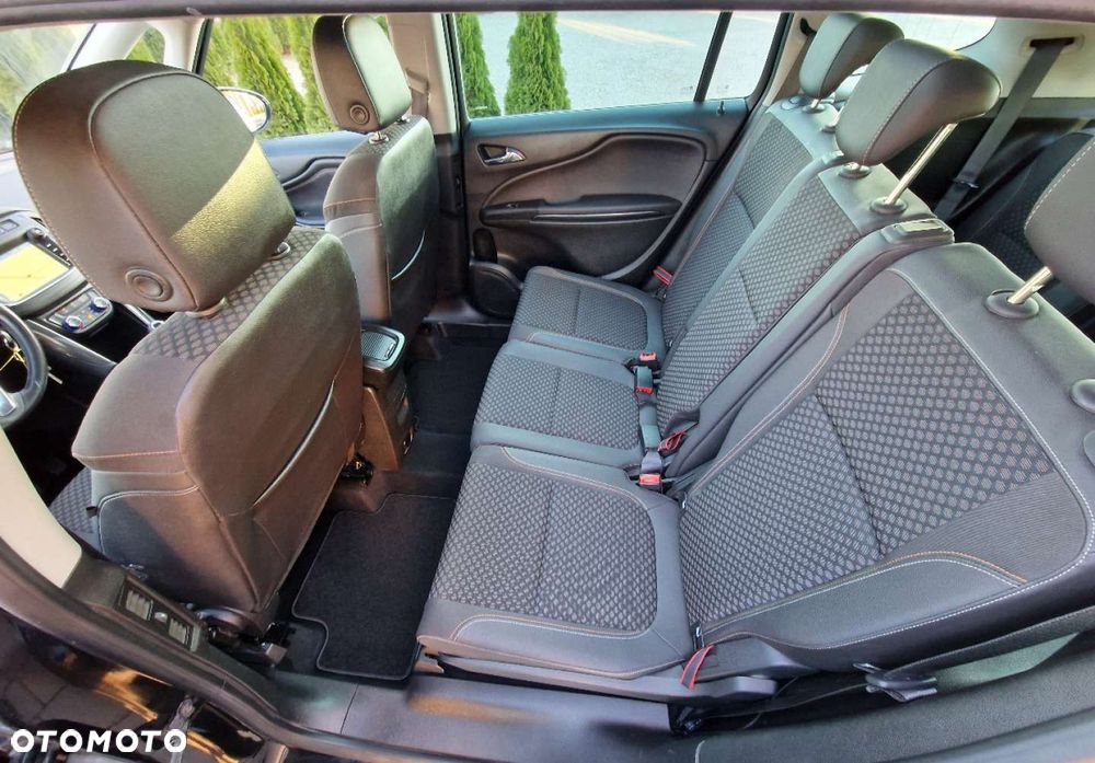 Opel Zafira - 18