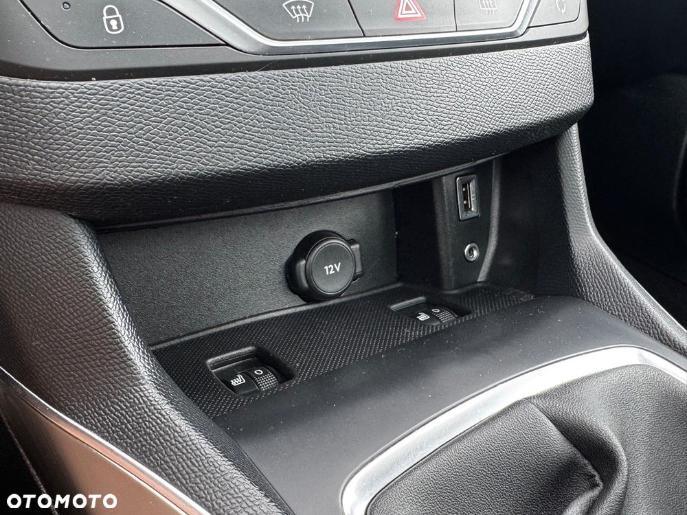 Peugeot 308 BlueHDi 150 Stop & Start Niveau 2 Business-Line - 37