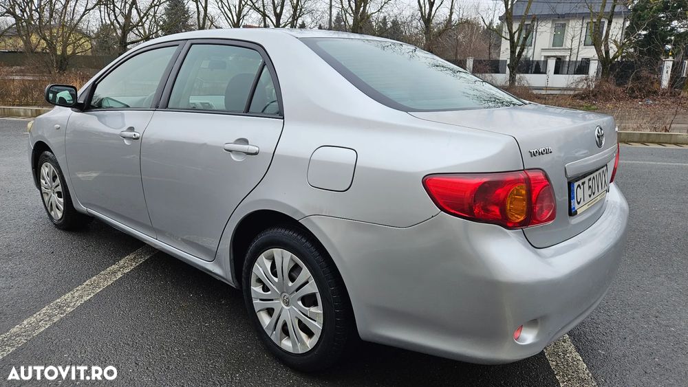 Toyota Corolla 1.4 D-4D Luna - 3