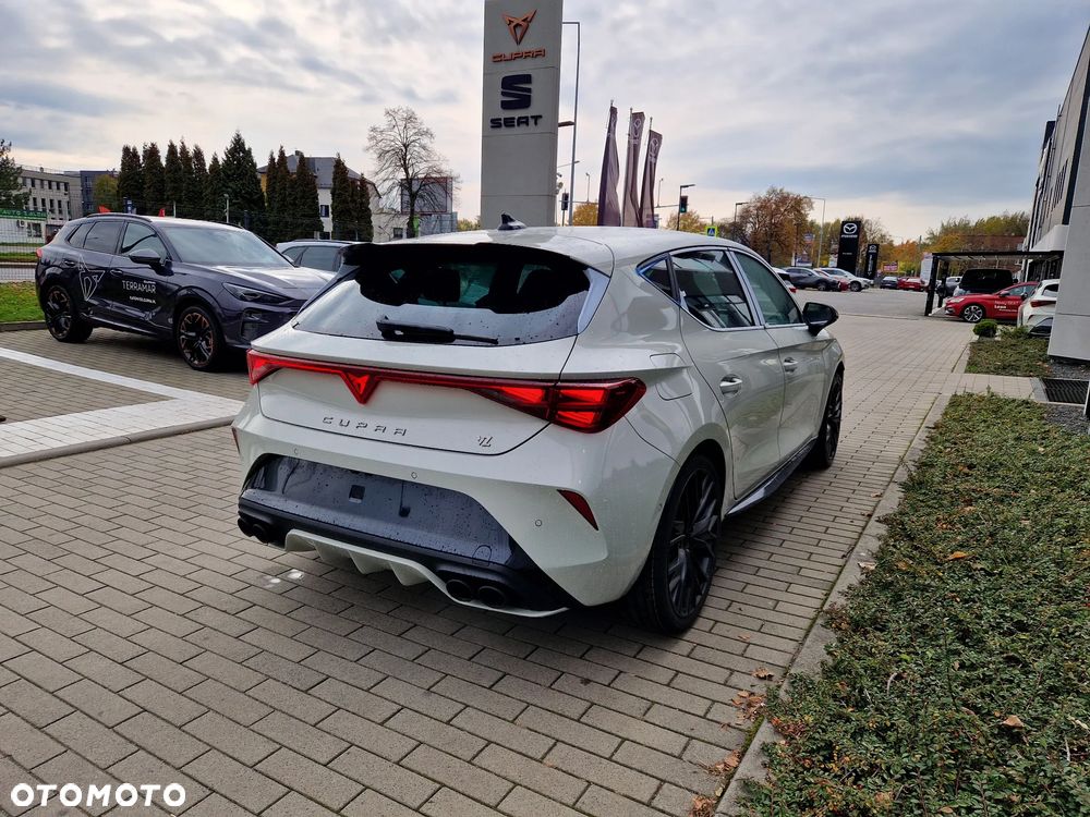 Cupra Leon 2.0 TSI VZ DSG - 4