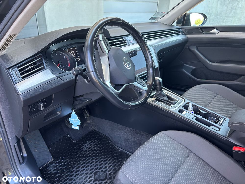 Volkswagen Passat 1.5 TSI EVO Essence DSG - 9