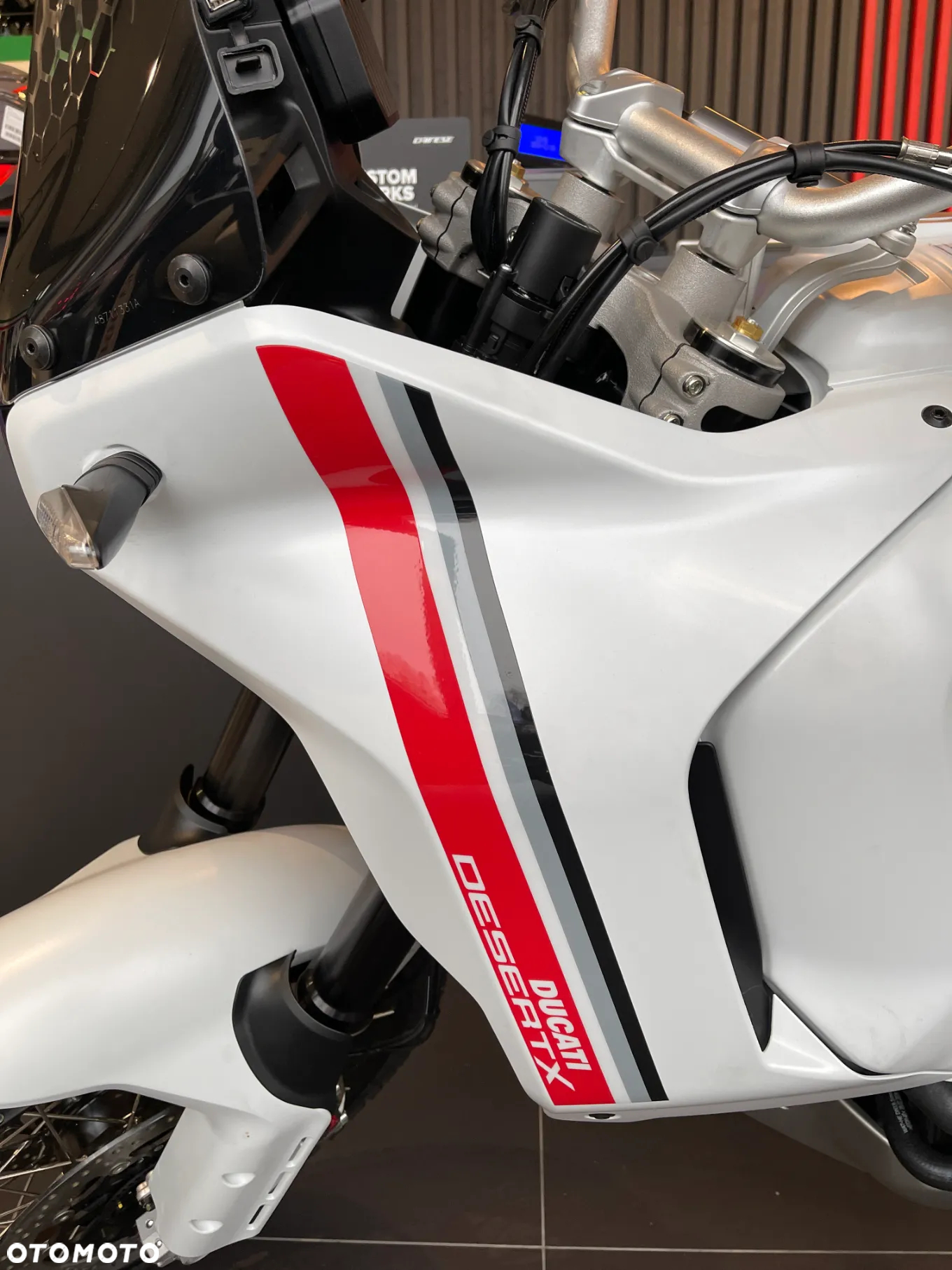 Ducati DesertX - 11