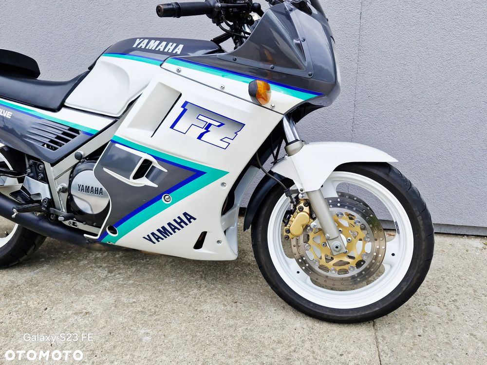 Yamaha FZ - 25